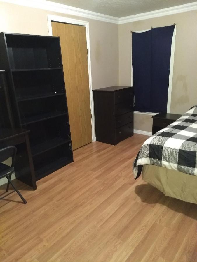 Curt'S Cozy Room Rentals Wendover Exterior photo